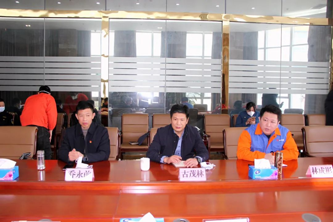 省應急管理廳二級巡視員高發(fā)虎一行來潔晶督導檢查 省應急管理廳二級巡視員高發(fā)虎一行來潔晶督導檢查